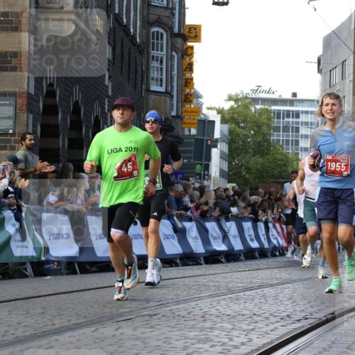 13.09.2026 - 21. swb-Marathon Bremen Strokosch-Dieckow http://msf.ph/oto/10333047 13.09.2026 13:16:24 Ziel 145, 481, 663, 1955, 2623, 3134, 3149, 4128, 4823, 5430, 5913, 6106, 6744, 7307, 7413, 8398, 8487, 9278, 13008, 13149, 13158, 816, 985, 1076, 1162, 2604, 5255, 6367, 7053, 7603, 8171, 8288 meine-sportfotos.de