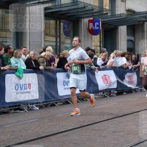 13.09.2026 - 21. swb-Marathon Bremen Strokosch-Dieckow http://msf.ph/oto/10333108 13.09.2026 13:23:34 Ziel 342, 2210, 2288, 2370, 2485, 2517, 2560, 3044, 3642, 4601, 4671, 5011, 5104, 5116, 5146, 5231, 5397, 5623, 6157, 6332, 6648, 6772, 7094, 7105, 7216, 7357, 7475, 7761, 8051, 8052, 8095, 8290, 10059, 10115, 13007, 13197, 135, 672, 2306, 2371, 2409, 2427, 2490, 2627, 2899, 3078, 3138, 3173, 3531, 3856, 3861, 3939, 5820, 5821, 5908, 6843, 6848, 6923, 8045, 8560, 8863, 9088, 9196, 9436, 9827, 10127 meine-sportfotos.de