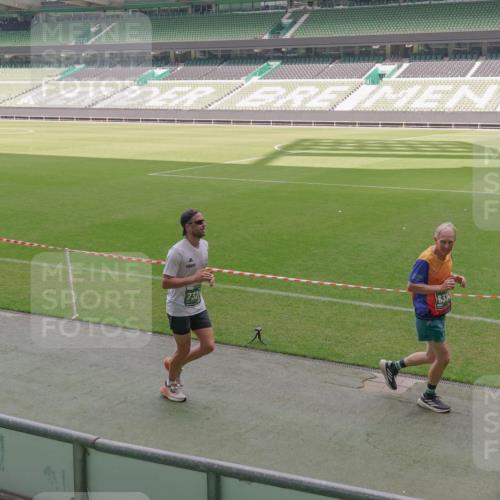 13.09.2026 - 21. swb-Marathon Bremen Michael Burmester http://msf.ph/oto/10333168 13.09.2026 13:05:28 Laufen im Stadion 109, 178, 217, 244, 287, 323, 394, 430, 454, 534, 536, 565, 578, 647, 784, 891, 900, 1073, 1239, 1243, 1274, 1307, 1308, 1373, 1380, 1456, 1533, 1581, 1627, 1653, 1656, 1687, 1780, 1914, 1932, 1941, 2023, 2076, 2089, 2126, 2241, 2244, 2265, 2301, 2310, 2355, 2369, 2393, 2430, 2452, 2464, 2602, 2723, 2742, 2764, 2867, 2872, 2891, 2910, 2919, 2957, 2959, 2985, 3028, 3030, 3115, 3217, 3278, 3320, 3343, 3419, 3425, 3444, 3485, 3521, 3796, 3909 meine-sportfotos.de