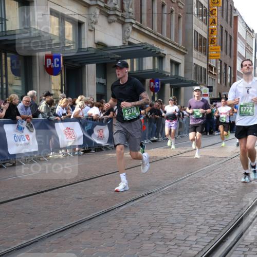 13.09.2026 - 21. swb-Marathon Bremen Strokosch-Dieckow http://msf.ph/oto/10333257 13.09.2026 13:23:41 Ziel 102, 342, 909, 1199, 2210, 2288, 2370, 2517, 2967, 3044, 3372, 4601, 4671, 5011, 5104, 5116, 5146, 5231, 5257, 5397, 5481, 5623, 6105, 6332, 6648, 6772, 7059, 7094, 7105, 7216, 7357, 7475, 7761, 8051, 8052, 8082, 8179, 10059, 10115, 13007, 13197, 13219, 135, 672, 2371, 2409, 2485, 2490, 2560, 2627, 3078, 3138, 3173, 3531, 3642, 3856, 3861, 3939, 4601, 5231, 5908, 6157, 6843, 6848, 6923, 7216, 8095, 8290, 8560, 8863, 9088, 9196, 9436 meine-sportfotos.de