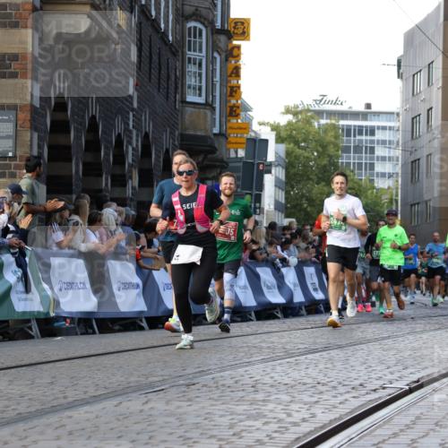 13.09.2026 - 21. swb-Marathon Bremen Strokosch-Dieckow http://msf.ph/oto/10333330 13.09.2026 13:16:36 Ziel 481, 663, 740, 755, 792, 1605, 3134, 5554, 5963, 6106, 6721, 6744, 7801, 8398, 9031, 9115, 13008, 13158, 472, 675, 696, 734, 827, 985, 2473, 2474, 2809, 3716, 3961, 4135, 4137, 4485, 5772, 6531, 6535, 7387, 7875 meine-sportfotos.de