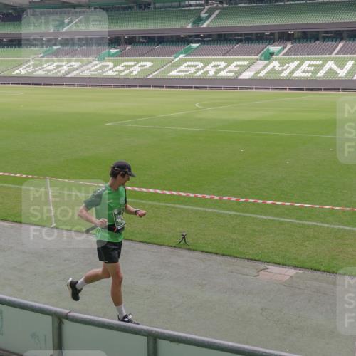 13.09.2026 - 21. swb-Marathon Bremen Michael Burmester http://msf.ph/oto/10333360 13.09.2026 13:05:53 Laufen im Stadion 109, 178, 217, 244, 287, 303, 323, 372, 394, 430, 454, 536, 565, 578, 613, 647, 784, 891, 900, 1073, 1083, 1205, 1239, 1243, 1274, 1307, 1308, 1365, 1373, 1380, 1437, 1456, 1533, 1574, 1581, 1627, 1656, 1687, 1780, 1823, 1848, 1909, 1914, 1932, 1941, 2023, 2076, 2089, 2126, 2241, 2244, 2265, 2275, 2301, 2310, 2355, 2356, 2393, 2430, 2452, 2464, 2602, 2723, 2742, 2764, 2867, 2902, 2910, 2919, 2957, 2959, 2985, 3030, 3115, 3217, 3278, 3320, 3343, 3419, 3444, 3485 meine-sportfotos.de