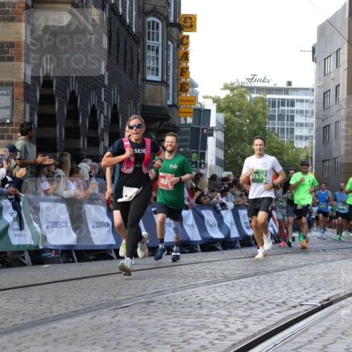 13.09.2026 - 21. swb-Marathon Bremen Strokosch-Dieckow http://msf.ph/oto/10333361 13.09.2026 13:16:36 Ziel 481, 663, 740, 755, 792, 1605, 3134, 5554, 5963, 6106, 6721, 6744, 7801, 8398, 9031, 9115, 13008, 13158, 472, 675, 696, 734, 827, 985, 2473, 2474, 2809, 3716, 3961, 4135, 4137, 4485, 5772, 6531, 6535, 7387, 7875 meine-sportfotos.de