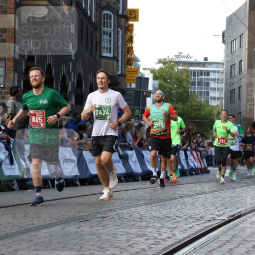 13.09.2026 - 21. swb-Marathon Bremen Strokosch-Dieckow http://msf.ph/oto/10333420 13.09.2026 13:16:39 Ziel 481, 663, 740, 755, 792, 1162, 1605, 2604, 5554, 5963, 6106, 6721, 6744, 7053, 7603, 7801, 8398, 9031, 9115, 13008, 385, 472, 675, 696, 734, 827, 1970, 2473, 2474, 2809, 3716, 3961, 4135, 4137, 4485, 5772, 6049, 6531, 6535, 6819, 7297, 7387, 7875 meine-sportfotos.de
