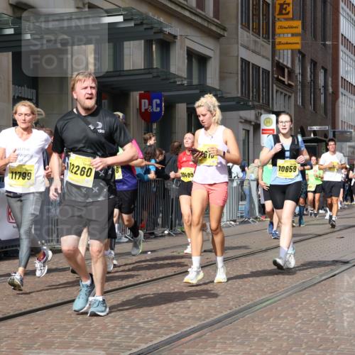13.09.2026 - 21. swb-Marathon Bremen Strokosch-Dieckow http://msf.ph/oto/10333519 13.09.2026 11:03:46 Ziel 10152, 10182, 10291, 10357, 10390, 10403, 10516, 10607, 10659, 10671, 10672, 10720, 10726, 10912, 10913, 10918, 11149, 11221, 11318, 11319, 11325, 11336, 11451, 11470, 11471, 11511, 11539, 11618, 11726, 11909, 11967, 12001, 12103, 12113, 12140, 12260, 12276, 12392, 12433, 12504, 10090, 10091, 10187, 10327, 10357, 10420, 10429, 10569, 10796, 10902, 10950, 11211, 11411, 11595, 11598, 11655, 11746, 11868, 12074 meine-sportfotos.de