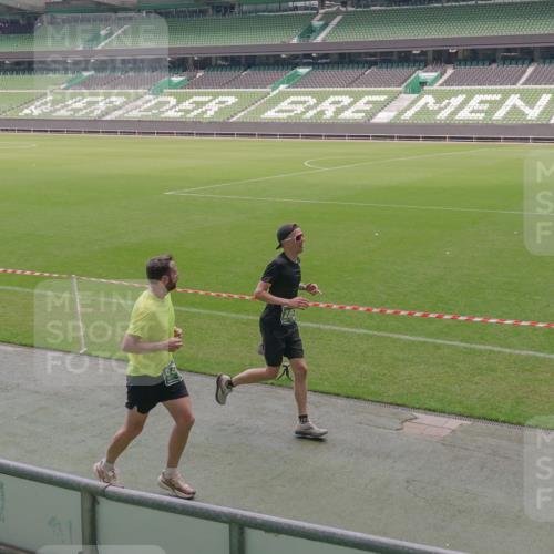 13.09.2026 - 21. swb-Marathon Bremen Michael Burmester http://msf.ph/oto/10333532 13.09.2026 13:06:14 Laufen im Stadion 109, 178, 217, 244, 287, 303, 310, 323, 372, 394, 430, 454, 536, 578, 613, 647, 784, 831, 891, 900, 1073, 1083, 1205, 1239, 1243, 1274, 1307, 1308, 1365, 1369, 1380, 1437, 1533, 1545, 1574, 1581, 1627, 1656, 1780, 1823, 1848, 1871, 1909, 1914, 1932, 1941, 2023, 2076, 2089, 2090, 2126, 2241, 2244, 2265, 2275, 2301, 2310, 2355, 2356, 2393, 2440, 2464, 2602, 2699, 2707, 2723, 2742, 2764, 2818, 2902, 2959, 2985, 3030, 3115, 3278, 3320, 3343, 3444, 3485 meine-sportfotos.de