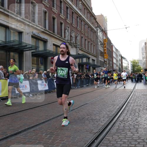 13.09.2026 - 21. swb-Marathon Bremen Strokosch-Dieckow http://msf.ph/oto/10333546 13.09.2026 13:23:48 Ziel 102, 342, 776, 909, 1199, 2210, 2295, 2370, 2491, 2517, 2967, 3044, 3372, 4559, 5012, 5104, 5146, 5208, 5257, 5397, 5481, 5623, 5928, 6105, 6772, 7059, 7069, 7081, 7094, 7105, 7357, 7761, 8051, 8052, 8082, 8179, 9087, 9916, 10059, 13007, 13197, 13219, 135, 672, 2288, 2371, 2409, 2485, 2490, 2560, 2627, 3078, 3138, 3173, 3642, 3856, 3939, 4601, 4671, 5011, 5116, 5231, 5908, 6157, 6332, 6648, 6843, 6848, 7216, 7475, 8095, 8290, 8560, 9088, 9196, 10115, 13197 meine-sportfotos.de