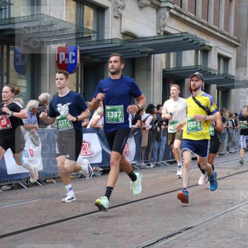 13.09.2026 - 21. swb-Marathon Bremen Strokosch-Dieckow http://msf.ph/oto/10333615 13.09.2026 13:23:50 Ziel 102, 342, 776, 909, 1199, 1250, 2210, 2295, 2370, 2491, 2967, 3044, 3372, 4559, 5012, 5104, 5146, 5208, 5257, 5397, 5481, 5623, 5928, 6105, 6772, 7059, 7069, 7081, 7094, 7105, 7761, 8082, 8179, 8415, 9087, 9916, 10059, 13007, 13219, 135, 672, 2288, 2409, 2485, 2490, 2517, 2560, 2627, 3078, 3138, 3173, 3642, 3856, 3939, 4601, 4671, 5011, 5116, 5231, 5908, 6157, 6332, 6648, 6843, 6848, 7216, 7357, 7475, 7761, 8051, 8052, 8095, 8290, 8560, 9088, 9196, 10115, 13197 meine-sportfotos.de