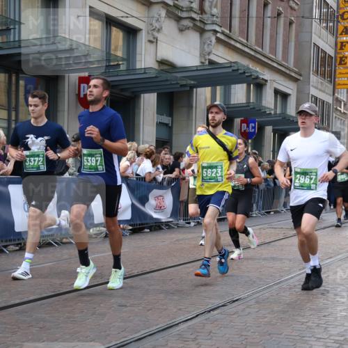 13.09.2026 - 21. swb-Marathon Bremen Strokosch-Dieckow http://msf.ph/oto/10333629 13.09.2026 13:23:51 Ziel 102, 342, 776, 909, 1199, 1250, 2210, 2295, 2370, 2491, 2967, 3044, 3372, 4559, 5012, 5104, 5146, 5208, 5257, 5397, 5481, 5623, 5928, 6105, 6772, 7059, 7069, 7081, 7094, 7105, 8082, 8179, 8415, 9087, 9916, 10059, 13007, 13219, 135, 342, 672, 2288, 2409, 2485, 2490, 2517, 2560, 2627, 3078, 3138, 3642, 3856, 3939, 4601, 4671, 5011, 5116, 5146, 5231, 5908, 6157, 6332, 6648, 6843, 6848, 7216, 7357, 7475, 7761, 8051, 8052, 8095, 8290, 8560, 10115, 13007, 13197 meine-sportfotos.de