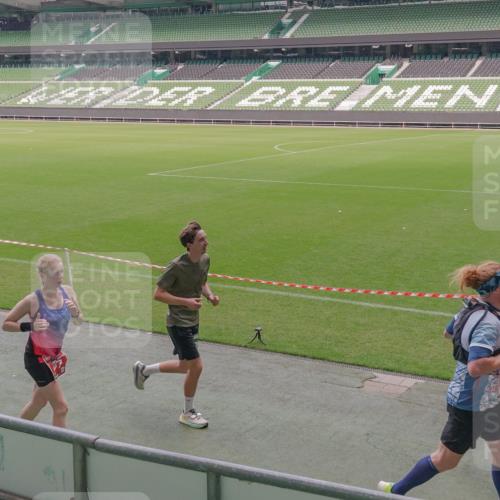 13.09.2026 - 21. swb-Marathon Bremen Michael Burmester http://msf.ph/oto/10333642 13.09.2026 13:06:28 Laufen im Stadion 109, 156, 217, 244, 287, 303, 310, 323, 372, 394, 430, 454, 536, 578, 613, 647, 716, 784, 831, 834, 891, 900, 922, 1073, 1083, 1205, 1243, 1274, 1308, 1365, 1369, 1380, 1437, 1533, 1545, 1574, 1581, 1823, 1848, 1871, 1909, 1914, 1926, 1938, 2076, 2089, 2090, 2126, 2219, 2241, 2244, 2265, 2275, 2301, 2310, 2318, 2355, 2356, 2393, 2440, 2464, 2602, 2699, 2707, 2721, 2742, 2764, 2818, 2902, 2911, 2959, 2960, 2985, 3030, 3115, 3278, 3444, 3485 meine-sportfotos.de