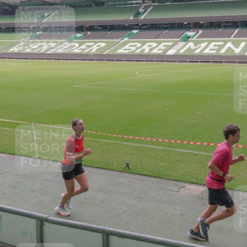 13.09.2026 - 21. swb-Marathon Bremen Michael Burmester http://msf.ph/oto/10333680 13.09.2026 13:06:30 Laufen im Stadion 109, 132, 156, 217, 244, 287, 303, 310, 323, 372, 394, 430, 454, 536, 578, 613, 647, 716, 784, 831, 834, 891, 900, 922, 1073, 1083, 1205, 1243, 1274, 1308, 1365, 1369, 1380, 1437, 1533, 1545, 1574, 1581, 1823, 1848, 1871, 1909, 1914, 1926, 1938, 2076, 2089, 2090, 2219, 2241, 2244, 2265, 2275, 2301, 2310, 2318, 2355, 2356, 2393, 2440, 2464, 2602, 2699, 2707, 2721, 2742, 2764, 2818, 2902, 2911, 2960, 2985, 3030, 3115, 3278, 3444, 3485 meine-sportfotos.de