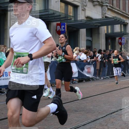13.09.2026 - 21. swb-Marathon Bremen Strokosch-Dieckow http://msf.ph/oto/10333697 13.09.2026 13:23:52 Ziel 102, 776, 909, 1199, 1250, 2210, 2295, 2370, 2491, 2967, 3044, 3372, 4000, 4559, 5012, 5104, 5208, 5257, 5397, 5481, 5623, 5928, 5929, 6105, 6772, 7059, 7069, 7081, 7094, 7105, 8082, 8179, 8415, 9087, 9916, 10059, 13219, 135, 342, 672, 2288, 2485, 2490, 2517, 2560, 2627, 3138, 3642, 3856, 4601, 4671, 5011, 5116, 5146, 5231, 5908, 6157, 6332, 6648, 6843, 6848, 7105, 7216, 7357, 7475, 7761, 8051, 8052, 8095, 8290, 8560, 10059, 10115, 13007, 13197 meine-sportfotos.de