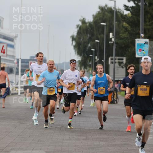 13.09.2026 - Kiel Lauf Andreas Tolksdorf http://msf.ph/oto/10333711 13.09.2026 09:51:54 Kiellinie 4, 3465, 337, 10964, 56, 9298, 4199 meine-sportfotos.de