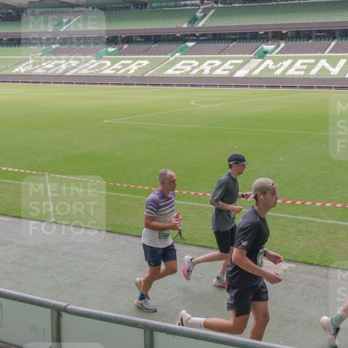 13.09.2026 - 21. swb-Marathon Bremen Michael Burmester http://msf.ph/oto/10333744 13.09.2026 13:06:40 Laufen im Stadion 109, 132, 156, 217, 244, 287, 303, 310, 323, 372, 394, 430, 454, 578, 607, 613, 647, 716, 784, 831, 834, 846, 891, 900, 922, 1073, 1083, 1189, 1205, 1243, 1274, 1308, 1365, 1369, 1380, 1387, 1437, 1533, 1545, 1574, 1581, 1600, 1823, 1841, 1848, 1871, 1909, 1926, 1938, 2070, 2076, 2090, 2219, 2241, 2244, 2265, 2275, 2301, 2310, 2318, 2355, 2356, 2393, 2440, 2464, 2699, 2707, 2721, 2731, 2755, 2818, 2902, 2911, 2960, 3030, 3115, 3278, 3444, 3485 meine-sportfotos.de