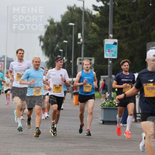 13.09.2026 - Kiel Lauf Andreas Tolksdorf http://msf.ph/oto/10333745 13.09.2026 09:51:55 Kiellinie 4, 83, 275, 3465, 2937, 10964, 656, 9298 meine-sportfotos.de