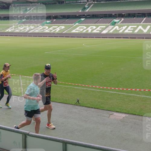 13.09.2026 - 21. swb-Marathon Bremen Michael Burmester http://msf.ph/oto/10333749 13.09.2026 13:06:42 Laufen im Stadion 109, 132, 156, 217, 244, 287, 303, 310, 372, 394, 430, 454, 489, 578, 607, 613, 647, 716, 784, 831, 834, 846, 891, 900, 922, 1073, 1083, 1189, 1205, 1243, 1274, 1308, 1365, 1369, 1380, 1387, 1437, 1533, 1545, 1574, 1581, 1600, 1823, 1841, 1848, 1871, 1909, 1926, 1938, 2070, 2076, 2090, 2219, 2241, 2244, 2265, 2275, 2283, 2301, 2310, 2318, 2355, 2356, 2393, 2440, 2464, 2699, 2707, 2721, 2731, 2755, 2818, 2902, 2911, 2960, 3030, 3115, 3278, 3444, 3485 meine-sportfotos.de