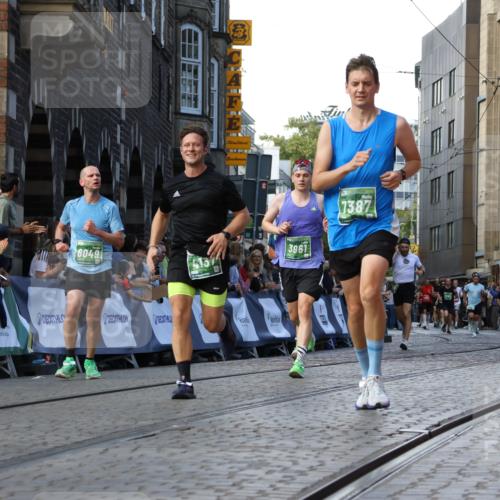 13.09.2026 - 21. swb-Marathon Bremen Strokosch-Dieckow http://msf.ph/oto/10333765 13.09.2026 13:16:47 Ziel 755, 792, 816, 1076, 1162, 2604, 5255, 5554, 5963, 6367, 7053, 7603, 7801, 8171, 8288, 9031, 9115, 385, 1970, 2319, 3246, 3706, 3961, 4137, 6049, 6704, 6819, 7297, 7387 meine-sportfotos.de