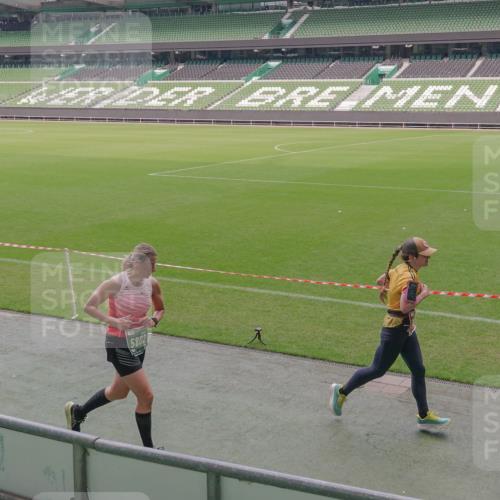 13.09.2026 - 21. swb-Marathon Bremen Michael Burmester http://msf.ph/oto/10333769 13.09.2026 13:06:44 Laufen im Stadion 109, 132, 156, 217, 244, 287, 303, 310, 372, 394, 430, 454, 489, 578, 607, 613, 716, 784, 831, 834, 846, 891, 900, 922, 1083, 1189, 1205, 1243, 1274, 1308, 1365, 1369, 1380, 1387, 1437, 1533, 1545, 1574, 1581, 1600, 1823, 1841, 1848, 1854, 1871, 1909, 1926, 1938, 2070, 2076, 2090, 2219, 2241, 2244, 2265, 2275, 2283, 2301, 2310, 2318, 2355, 2356, 2393, 2440, 2464, 2699, 2707, 2721, 2731, 2755, 2818, 2902, 2911, 2960, 3115, 3278, 3444, 3485 meine-sportfotos.de