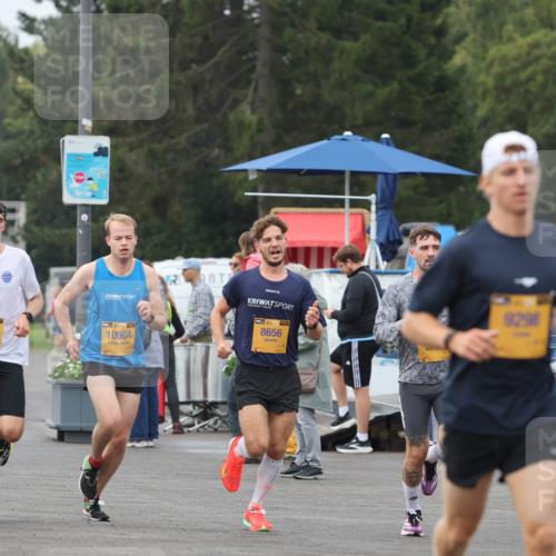 13.09.2026 - Kiel Lauf Andreas Tolksdorf http://msf.ph/oto/10333774 13.09.2026 09:51:56 Kiellinie 8656, 9298, 3465, 2937, 10964 meine-sportfotos.de