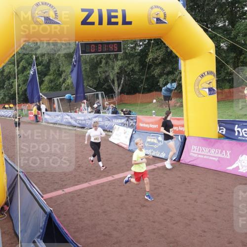 13.09.2026 - Airport Race Dennis Weichert http://msf.ph/oto/10333776 13.09.2026 10:32:18 Ziel 4053, 5072, 5091, 5237, 5330, 5394, 5395 meine-sportfotos.de