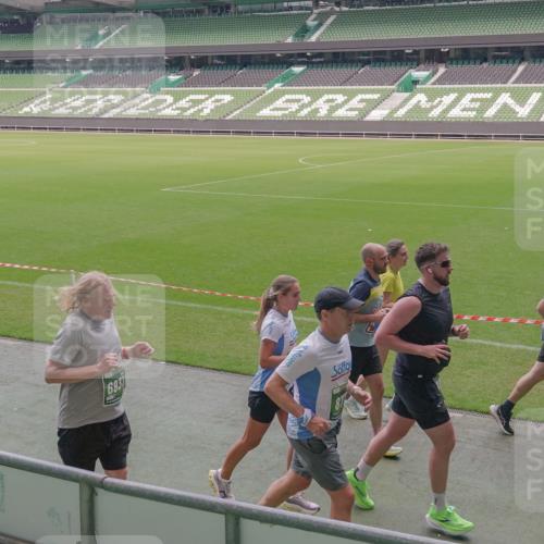 13.09.2026 - 21. swb-Marathon Bremen Michael Burmester http://msf.ph/oto/10333783 13.09.2026 13:06:47 Laufen im Stadion 109, 132, 156, 217, 244, 287, 303, 310, 372, 394, 430, 454, 489, 578, 607, 613, 682, 716, 784, 831, 834, 846, 891, 900, 922, 1083, 1189, 1205, 1274, 1365, 1369, 1380, 1387, 1437, 1533, 1545, 1574, 1581, 1600, 1823, 1841, 1848, 1854, 1871, 1909, 1926, 1938, 2070, 2076, 2090, 2219, 2244, 2265, 2275, 2283, 2310, 2318, 2355, 2356, 2393, 2440, 2464, 2699, 2707, 2721, 2731, 2755, 2818, 2902, 2911, 2960, 3115, 3444, 3485 meine-sportfotos.de