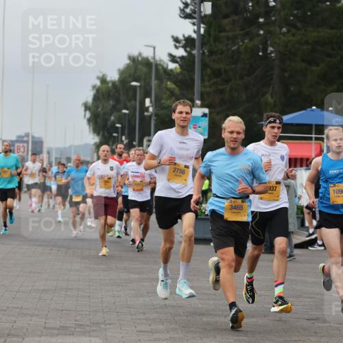 13.09.2026 - Kiel Lauf Andreas Tolksdorf http://msf.ph/oto/10333799 13.09.2026 09:51:58 Kiellinie 4, 83, 7294, 2756, 10964, 86, 3465, 937 meine-sportfotos.de