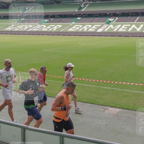 13.09.2026 - 21. swb-Marathon Bremen Michael Burmester http://msf.ph/oto/10333822 13.09.2026 13:06:51 Laufen im Stadion 109, 132, 156, 217, 244, 287, 303, 310, 372, 394, 430, 454, 489, 578, 607, 613, 682, 716, 784, 831, 834, 846, 891, 900, 922, 1083, 1173, 1189, 1205, 1274, 1364, 1365, 1369, 1380, 1387, 1437, 1532, 1533, 1545, 1574, 1581, 1600, 1823, 1841, 1848, 1854, 1871, 1909, 1926, 1938, 2070, 2076, 2090, 2219, 2244, 2265, 2275, 2283, 2310, 2318, 2355, 2356, 2393, 2440, 2464, 2699, 2707, 2721, 2731, 2755, 2818, 2902, 2911, 2949, 2960, 3115, 3485 meine-sportfotos.de