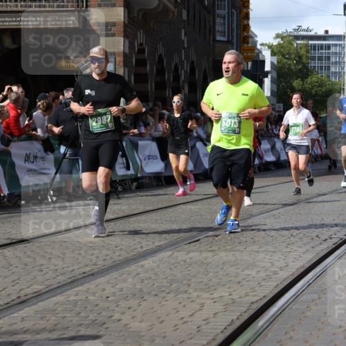 13.09.2026 - 21. swb-Marathon Bremen Strokosch-Dieckow http://msf.ph/oto/10333829 13.09.2026 13:25:50 Ziel 191, 209, 260, 1650, 1658, 2046, 3124, 3168, 3186, 3806, 4294, 4717, 5703, 5755, 5814, 6380, 7252, 8357, 8545, 8597, 8695, 8769, 8890, 9299, 9440, 9460, 9468, 9506, 13025, 1163, 1647, 2062, 2666, 2708, 2987, 3248, 3516, 4067, 4476, 5558, 5701, 6135, 6605, 7638, 7780, 8271, 8361, 8592, 9266, 9794 meine-sportfotos.de