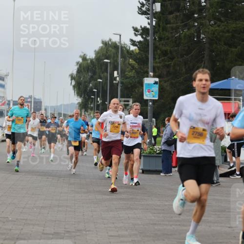 13.09.2026 - Kiel Lauf Andreas Tolksdorf http://msf.ph/oto/10333832 13.09.2026 09:51:59 Kiellinie 3, 4, 24, 7294, 2756, 5001, 3465 meine-sportfotos.de