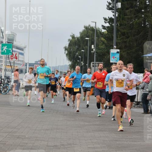 13.09.2026 - Kiel Lauf Andreas Tolksdorf http://msf.ph/oto/10333868 13.09.2026 09:52:00 Kiellinie 4, 2, 2664, 6585, 3, 2158, 24, 7294, 4564 meine-sportfotos.de
