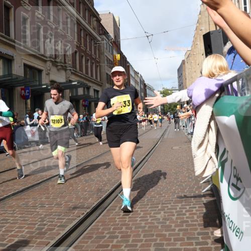13.09.2026 - 21. swb-Marathon Bremen Strokosch-Dieckow http://msf.ph/oto/10333913 13.09.2026 11:03:55 Ziel 10182, 10245, 10291, 10390, 10516, 10526, 10613, 10671, 10672, 10726, 10912, 10913, 11214, 11215, 11221, 11248, 11318, 11336, 11410, 11539, 11720, 11726, 11740, 11909, 12001, 12009, 12103, 12113, 12140, 12276, 12929, 10090, 10091, 10152, 10327, 10357, 10403, 10429, 10569, 10607, 10659, 10720, 10796, 10918, 10950, 11149, 11319, 11325, 11451, 11470, 11471, 11511, 11595, 11618, 11868, 11967, 12074, 12260, 12392, 12433, 12504 meine-sportfotos.de