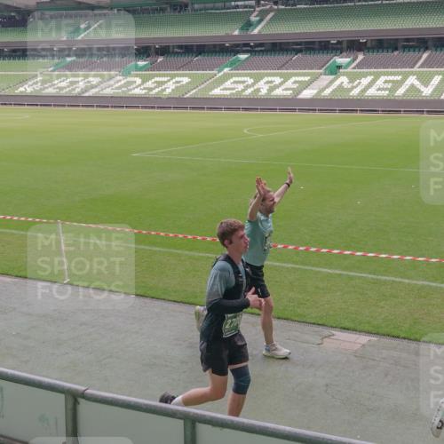 13.09.2026 - 21. swb-Marathon Bremen Michael Burmester http://msf.ph/oto/10333921 13.09.2026 13:07:02 Laufen im Stadion 109, 132, 156, 217, 287, 303, 310, 372, 394, 430, 454, 489, 578, 607, 613, 682, 716, 784, 809, 831, 834, 846, 911, 922, 1083, 1173, 1189, 1205, 1210, 1274, 1322, 1364, 1365, 1369, 1380, 1387, 1437, 1532, 1533, 1545, 1574, 1581, 1600, 1823, 1841, 1848, 1854, 1871, 1909, 1926, 1938, 2003, 2070, 2076, 2090, 2219, 2244, 2265, 2275, 2283, 2310, 2318, 2355, 2356, 2393, 2405, 2440, 2464, 2492, 2565, 2699, 2707, 2721, 2731, 2755, 2802, 2818, 2831, 2902, 2911, 2949, 2960, 3115 meine-sportfotos.de
