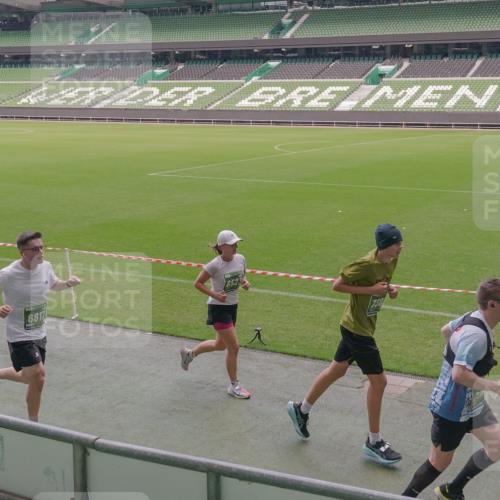 13.09.2026 - 21. swb-Marathon Bremen Michael Burmester http://msf.ph/oto/10333933 13.09.2026 13:07:04 Laufen im Stadion 109, 132, 156, 217, 287, 303, 310, 372, 430, 454, 489, 578, 607, 613, 682, 716, 784, 809, 831, 834, 846, 911, 922, 1083, 1173, 1189, 1205, 1210, 1274, 1322, 1364, 1365, 1369, 1387, 1437, 1532, 1533, 1545, 1574, 1581, 1600, 1823, 1841, 1848, 1854, 1871, 1909, 1926, 1938, 2003, 2070, 2076, 2090, 2219, 2244, 2265, 2275, 2283, 2310, 2318, 2355, 2356, 2393, 2405, 2440, 2464, 2492, 2565, 2699, 2707, 2721, 2731, 2755, 2802, 2818, 2831, 2902, 2911, 2949, 2960, 3115 meine-sportfotos.de