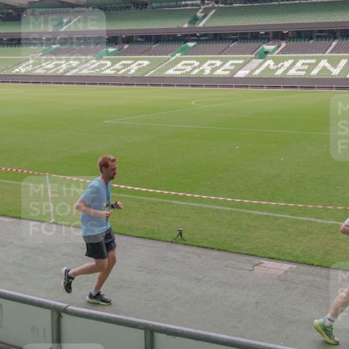 13.09.2026 - 21. swb-Marathon Bremen Michael Burmester http://msf.ph/oto/10333949 13.09.2026 13:07:07 Laufen im Stadion 109, 132, 156, 217, 287, 303, 310, 372, 430, 454, 489, 578, 607, 613, 682, 716, 784, 800, 808, 809, 831, 834, 846, 911, 922, 1083, 1173, 1189, 1205, 1210, 1274, 1322, 1364, 1365, 1369, 1387, 1395, 1437, 1532, 1533, 1545, 1574, 1581, 1600, 1823, 1831, 1841, 1848, 1854, 1871, 1909, 1926, 1938, 2003, 2070, 2076, 2090, 2219, 2244, 2275, 2283, 2310, 2318, 2355, 2356, 2393, 2405, 2440, 2464, 2492, 2565, 2699, 2707, 2721, 2731, 2755, 2802, 2818, 2831, 2902, 2911, 2949, 2960, 3115 meine-sportfotos.de