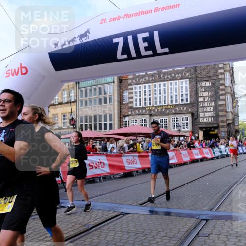 13.09.2026 - 21. swb-Marathon Bremen Tim E. http://msf.ph/oto/10333956 13.09.2026 11:05:55 Ziel 10168, 10186, 10238, 10259, 10260, 10432, 10457, 10864, 11024, 11146, 11314, 11387, 11394, 11520, 11521, 11571, 11572, 11724, 11791, 11892, 11947, 12055, 12156, 12273, 12330, 12362, 12501, 12773 meine-sportfotos.de