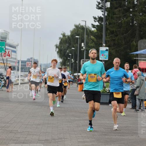 13.09.2026 - Kiel Lauf Andreas Tolksdorf http://msf.ph/oto/10333957 13.09.2026 09:52:03 Kiellinie 4, 3, 2107, 2664, 6585, 4564 meine-sportfotos.de