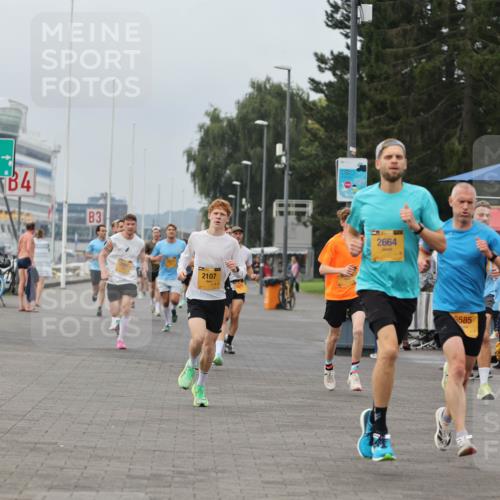 13.09.2026 - Kiel Lauf Andreas Tolksdorf http://msf.ph/oto/10333962 13.09.2026 09:52:03 Kiellinie 4, 3, 2107, 2664, 6585 meine-sportfotos.de