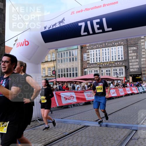 13.09.2026 - 21. swb-Marathon Bremen Tim E. http://msf.ph/oto/10333980 13.09.2026 11:05:56 Ziel 10168, 10186, 10238, 10259, 10260, 10432, 10457, 10864, 11024, 11314, 11387, 11520, 11521, 11571, 11572, 11724, 11791, 11892, 11947, 12055, 12156, 12273, 12330, 12362, 12501, 12773 meine-sportfotos.de