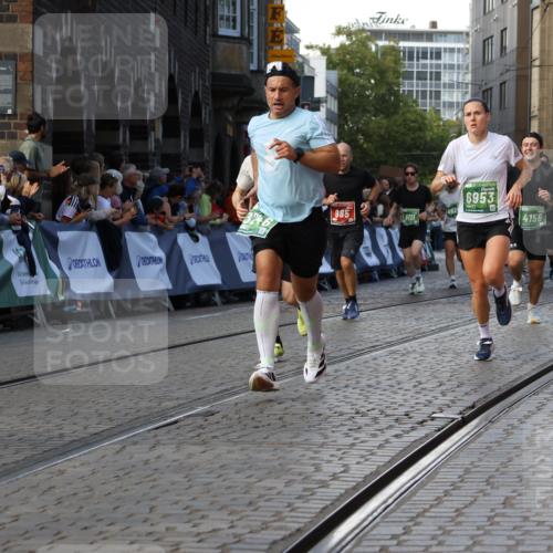 13.09.2026 - 21. swb-Marathon Bremen Strokosch-Dieckow http://msf.ph/oto/10333983 13.09.2026 13:17:01 Ziel 472, 675, 696, 734, 816, 827, 985, 2473, 2474, 2809, 3716, 3961, 4135, 4137, 4485, 5255, 5772, 6367, 6531, 6535, 7387, 7875, 2052, 3246, 4156, 4805, 6624, 6759, 6953, 7284, 8111, 8418, 8858 meine-sportfotos.de