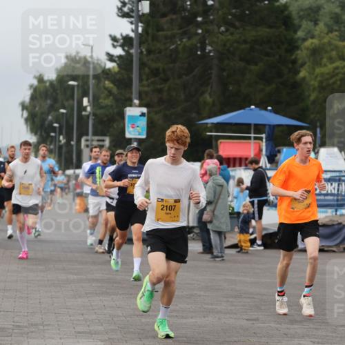 13.09.2026 - Kiel Lauf Andreas Tolksdorf http://msf.ph/oto/10334019 13.09.2026 09:52:05 Kiellinie 3945, 4, 35, 2107, 2158 meine-sportfotos.de