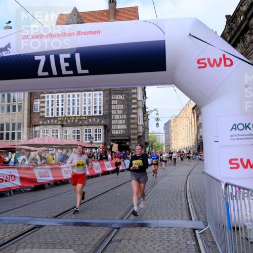 13.09.2026 - 21. swb-Marathon Bremen Tim E. http://msf.ph/oto/10334037 13.09.2026 11:05:58 Ziel 10168, 10238, 10259, 10260, 10305, 10457, 10864, 11024, 11314, 11387, 11520, 11521, 11724, 11791, 11892, 11947, 12156, 12273, 12330, 12362, 12378, 12501, 12523, 12773 meine-sportfotos.de