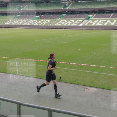 13.09.2026 - 21. swb-Marathon Bremen Michael Burmester http://msf.ph/oto/10334045 13.09.2026 13:07:21 Laufen im Stadion 109, 132, 156, 287, 303, 310, 372, 430, 454, 489, 578, 607, 613, 682, 716, 784, 800, 808, 809, 831, 834, 846, 911, 922, 1083, 1173, 1189, 1205, 1210, 1274, 1285, 1322, 1364, 1365, 1369, 1387, 1395, 1437, 1532, 1545, 1574, 1581, 1600, 1823, 1831, 1841, 1848, 1854, 1871, 1909, 1926, 1938, 2003, 2070, 2090, 2215, 2219, 2275, 2283, 2318, 2355, 2356, 2366, 2393, 2405, 2440, 2492, 2565, 2611, 2699, 2707, 2721, 2731, 2755, 2782, 2802, 2818, 2831, 2866, 2902, 2911, 2949, 2960 meine-sportfotos.de