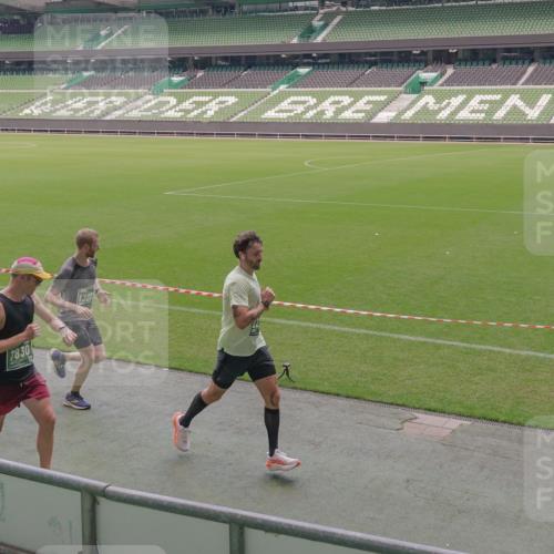 13.09.2026 - 21. swb-Marathon Bremen Michael Burmester http://msf.ph/oto/10334055 13.09.2026 13:07:23 Laufen im Stadion 109, 132, 156, 287, 303, 310, 372, 430, 454, 489, 551, 578, 607, 613, 682, 716, 784, 800, 808, 809, 831, 834, 846, 911, 922, 1083, 1173, 1189, 1205, 1210, 1274, 1285, 1322, 1364, 1365, 1369, 1387, 1395, 1437, 1532, 1545, 1574, 1581, 1600, 1823, 1831, 1841, 1848, 1854, 1871, 1909, 1926, 1938, 2003, 2070, 2090, 2215, 2219, 2275, 2283, 2318, 2355, 2356, 2366, 2393, 2405, 2440, 2492, 2565, 2611, 2699, 2707, 2721, 2731, 2755, 2782, 2802, 2818, 2831, 2866, 2902, 2911, 2949, 2960 meine-sportfotos.de