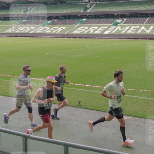 13.09.2026 - 21. swb-Marathon Bremen Michael Burmester http://msf.ph/oto/10334058 13.09.2026 13:07:23 Laufen im Stadion 109, 132, 156, 287, 303, 310, 372, 430, 454, 489, 551, 578, 607, 613, 682, 716, 784, 800, 808, 809, 831, 834, 846, 911, 922, 1083, 1173, 1189, 1205, 1210, 1274, 1285, 1322, 1364, 1365, 1369, 1387, 1395, 1437, 1532, 1545, 1574, 1581, 1600, 1823, 1831, 1841, 1848, 1854, 1871, 1909, 1926, 1938, 2003, 2070, 2090, 2215, 2219, 2275, 2283, 2318, 2355, 2356, 2366, 2393, 2405, 2440, 2492, 2565, 2611, 2699, 2707, 2721, 2731, 2755, 2782, 2802, 2818, 2831, 2866, 2902, 2911, 2949, 2960 meine-sportfotos.de