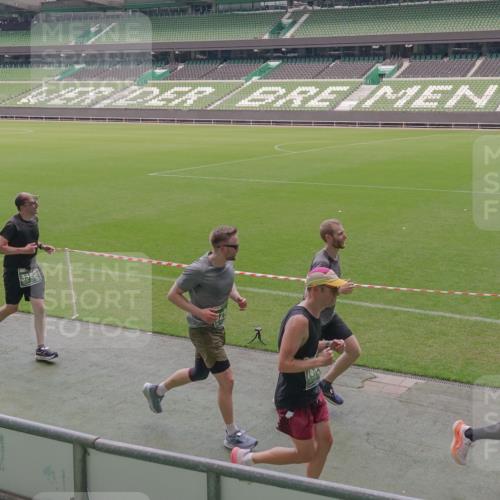13.09.2026 - 21. swb-Marathon Bremen Michael Burmester http://msf.ph/oto/10334063 13.09.2026 13:07:24 Laufen im Stadion 109, 132, 156, 287, 303, 310, 372, 430, 454, 489, 551, 578, 607, 613, 682, 716, 784, 800, 808, 809, 831, 834, 846, 911, 922, 1083, 1173, 1189, 1205, 1210, 1274, 1285, 1322, 1364, 1365, 1369, 1387, 1395, 1437, 1532, 1545, 1574, 1581, 1600, 1688, 1823, 1831, 1841, 1848, 1854, 1871, 1909, 1926, 1938, 2003, 2070, 2090, 2215, 2219, 2275, 2283, 2318, 2355, 2356, 2366, 2393, 2405, 2440, 2492, 2565, 2611, 2699, 2707, 2721, 2731, 2755, 2782, 2802, 2818, 2831, 2866, 2902, 2911, 2949, 2960 meine-sportfotos.de