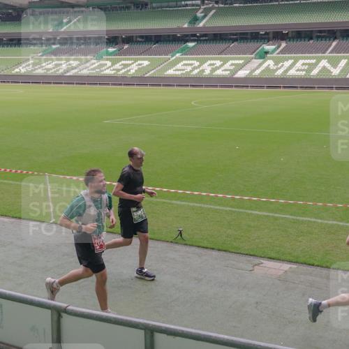 13.09.2026 - 21. swb-Marathon Bremen Michael Burmester http://msf.ph/oto/10334070 13.09.2026 13:07:25 Laufen im Stadion 109, 132, 156, 287, 303, 310, 372, 430, 454, 489, 551, 578, 607, 613, 682, 716, 784, 800, 808, 809, 831, 834, 846, 911, 922, 1083, 1173, 1189, 1205, 1210, 1285, 1322, 1364, 1365, 1369, 1387, 1395, 1437, 1532, 1545, 1574, 1600, 1688, 1823, 1831, 1841, 1848, 1854, 1871, 1909, 1926, 1938, 2003, 2070, 2090, 2215, 2219, 2275, 2283, 2318, 2355, 2356, 2366, 2393, 2405, 2440, 2492, 2565, 2611, 2699, 2707, 2721, 2731, 2755, 2782, 2802, 2818, 2831, 2866, 2902, 2911, 2949, 2960 meine-sportfotos.de