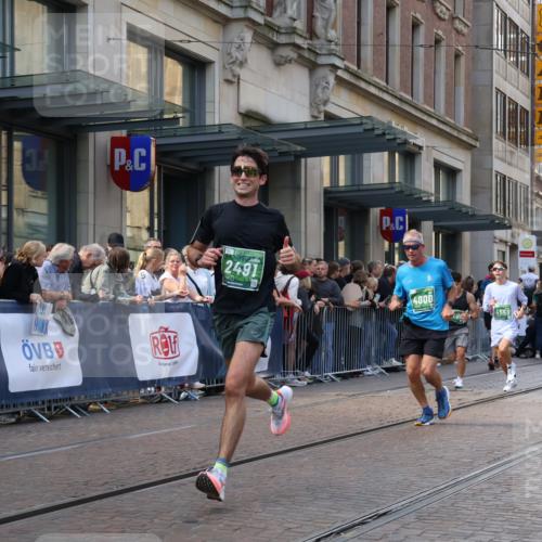 13.09.2026 - 21. swb-Marathon Bremen Strokosch-Dieckow http://msf.ph/oto/10334071 13.09.2026 13:24:02 Ziel 776, 909, 1199, 1250, 2295, 2491, 3372, 3994, 4000, 4559, 5012, 5208, 5257, 5481, 5572, 5668, 5669, 5928, 5929, 5953, 6080, 6105, 7059, 7069, 7081, 7156, 7568, 8082, 8310, 8415, 8784, 9087, 9264, 9573, 9676, 9916, 102, 342, 2210, 2288, 2370, 2517, 2967, 3044, 3372, 3642, 4601, 4671, 5011, 5104, 5116, 5146, 5231, 5257, 5397, 5623, 6332, 6648, 6772, 7094, 7105, 7216, 7357, 7475, 7761, 8051, 8052, 8179, 8290, 10059, 10115, 13007, 13197 meine-sportfotos.de