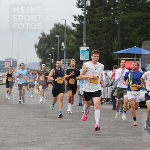 13.09.2026 - Kiel Lauf Andreas Tolksdorf http://msf.ph/oto/10334080 13.09.2026 09:52:08 Kiellinie 3, 4, 3, 914, 6174, 945, 9089, 11625 meine-sportfotos.de