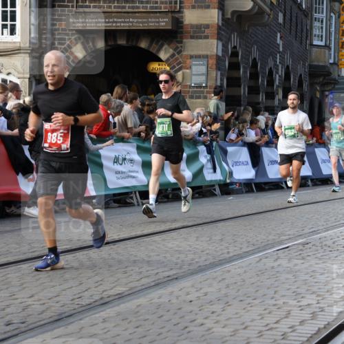 13.09.2026 - 21. swb-Marathon Bremen Strokosch-Dieckow http://msf.ph/oto/10334121 13.09.2026 13:17:05 Ziel 385, 472, 675, 696, 734, 816, 827, 985, 1970, 2473, 2474, 2809, 3716, 3961, 4135, 4137, 4485, 5255, 5772, 6049, 6531, 6535, 6819, 7297, 7387, 7875, 842, 2052, 4805, 6095, 6624, 6734, 6759, 8111, 8418 meine-sportfotos.de