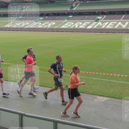 13.09.2026 - 21. swb-Marathon Bremen Michael Burmester http://msf.ph/oto/10334148 13.09.2026 13:07:36 Laufen im Stadion 109, 132, 156, 287, 303, 310, 372, 454, 489, 551, 578, 607, 613, 682, 716, 800, 808, 809, 831, 834, 846, 884, 911, 922, 1083, 1173, 1189, 1205, 1210, 1285, 1322, 1364, 1365, 1369, 1387, 1395, 1437, 1532, 1545, 1574, 1600, 1688, 1823, 1831, 1841, 1848, 1854, 1871, 1909, 1926, 1938, 2003, 2041, 2070, 2090, 2215, 2219, 2229, 2275, 2283, 2318, 2356, 2366, 2405, 2440, 2492, 2565, 2611, 2635, 2699, 2707, 2721, 2727, 2731, 2755, 2782, 2802, 2818, 2831, 2866, 2902, 2911, 2949, 2960 meine-sportfotos.de